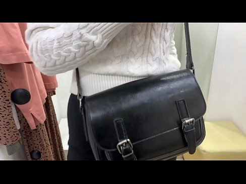 ❤️ Vieša jaunos kalės FeralBerry masturbacija su dildo aprangos kambaryje Super seksas prie lt.xxxtophd.ru ❤